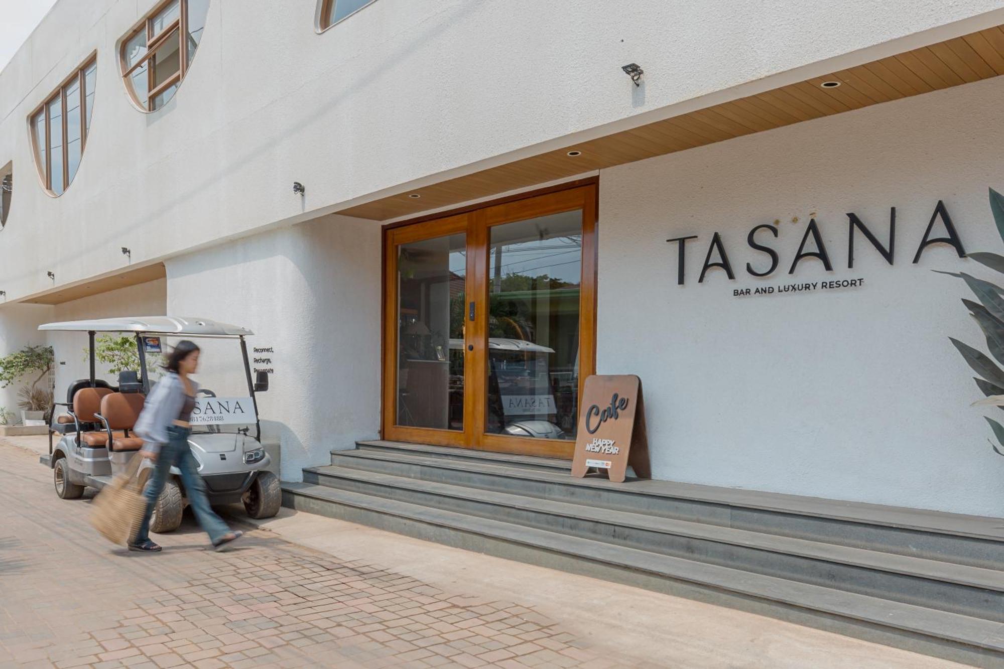 Tasana Bar And Luxury Resort Κο Λαρν Εξωτερικό φωτογραφία