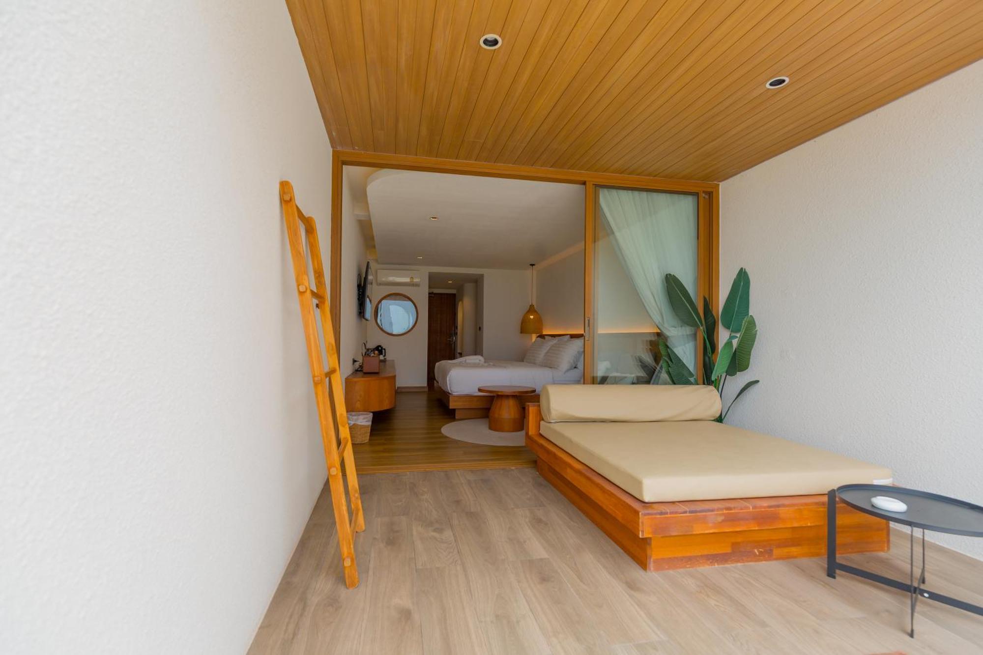 Tasana Bar And Luxury Resort Κο Λαρν Εξωτερικό φωτογραφία